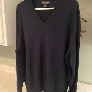 Men's V neck Sweater